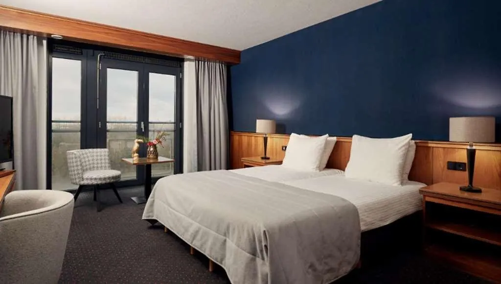 Van Der Valk Hotel Эйндховен